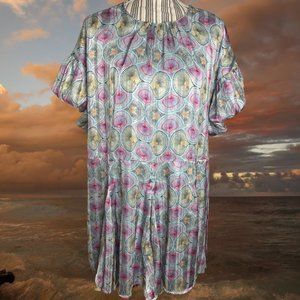 NWOT GPD M 1920s Silhouette Shapeless Puffed Sleeve Dress with Geometric Pattern